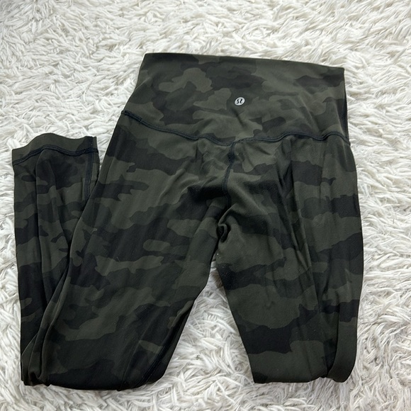 Lululemon Align Crop *21" Incognito Camo Multi Gator Green - Picture 3 of 6